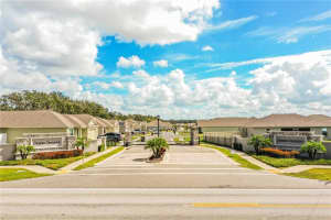 2979 CREEKS CROSSING BLVD, LAKELAND, FL 33810 Sold 01/31/23