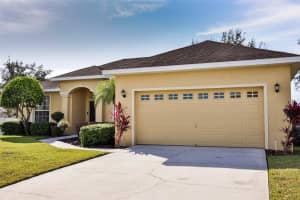 2827 DUNHILL CIR, LAKELAND, FL 33810 Sold 12/20/22