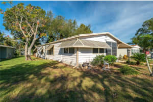 6612 SCENIC POINT DR SE, WINTER HAVEN, FL 33884 Sold 12/09/22