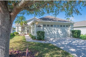 4313 Pebble Pointe Dr, Lakeland, FL 33813, Sold 12/06/22