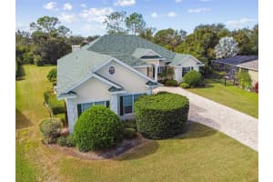 978 SUMMERFIELD DR, LAKELAND, FL 33803 Sold 03/31/23