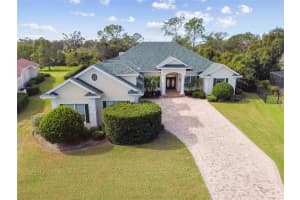 978 SUMMERFIELD DR, LAKELAND, FL 33803 Sold 03/31/23