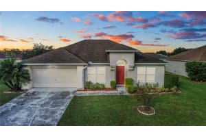 8274 WESTMONT TERRACE DR, LAKELAND, FL 33810 Sold 01/30/23