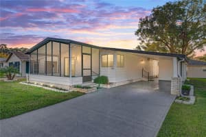 4945 GOLDENVIEW LN, LAKELAND, FL 33811 Sold 02/27/23