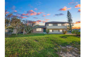 6762 WINTERSET GARDENS RD, WINTER HAVEN, FL 33884 Sold 01/26/23