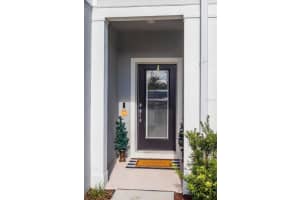 3677 PLAINVIEW DR, ORLANDO, FL 32824 Sold 03/02/23