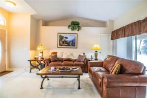 3179 HUNTINGTON LN, LAKELAND, FL 33810 Sold 02/17/23