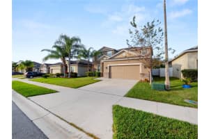 3271 BERWICK LANE, LAKELAND, FL 33810 Sold 02/02/23