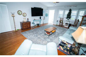 1827 PRAIRIE DUNES CIRCLE, LAKELAND, FL 33810 Sold 03/28/23