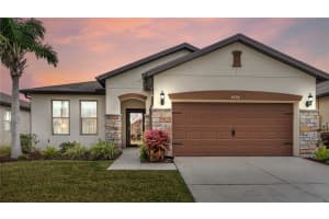 8754 Hinsdale Heights Dr Polk City, FL 33868 Sold 03/07/23