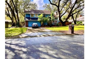 903 HARDY WAY, AUBURNDALE, FL 33823 Sold 03/17/23