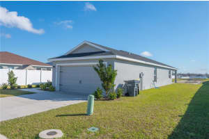 110 BELLARIA COURT, AUBURNDALE, FL 33823 Sold 04/12/23