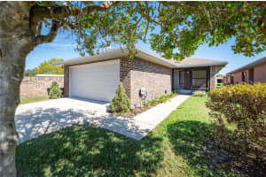 651 JAMAICA CIRCLE, LAKELAND, FL 33803 Sold 05/11/23