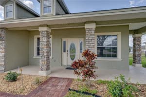 127 BENTLEY OAKS BOULEVARD, AUBURNDALE, FL 33823 Sold 04/28/23