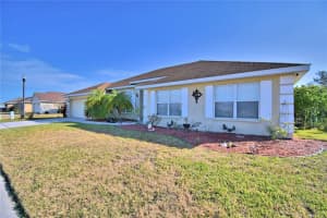 6877 HUNTERS CROSSING BOULEVARD, LAKELAND, FL 33809 Sold 08/16/23