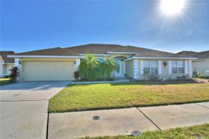 6877 HUNTERS CROSSING BOULEVARD, LAKELAND, FL 33809 Sold 08/16/23
