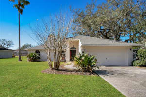 1611 Bowmans Trail, Lakeland, FL 33809, Sold 04/27/23