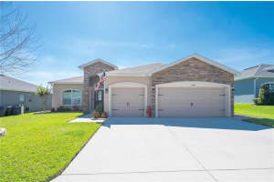 3041 MENTOR LANE, LAKELAND, FL 33812 Sold 03/20/23