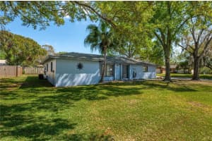 3934 BENT TREE LOOP, LAKELAND, FL 33813 Sold 05/01/23
