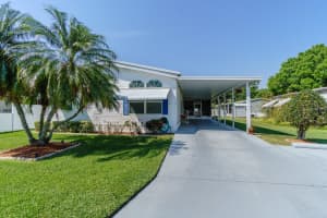 423 LAZY LAKE DRIVE, LAKELAND, FL 33801 Sold 04/14/23