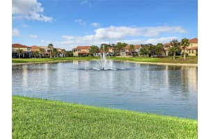 10481 ROYAL CYPRESS WAY, ORLANDO, FL 32836 Sold 05/03/23