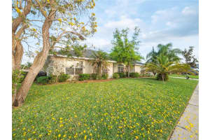 6879 ASHBURY DRIVE, LAKELAND, FL 33809 Sold 08/11/23