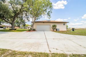 3202 SILVER FOX PATH, LAKELAND, FL 33810 Sold 07/31/23