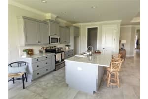 7954 LAKE JAMES BOULEVARD, LAKELAND, FL 33810 Sold 04/11/23