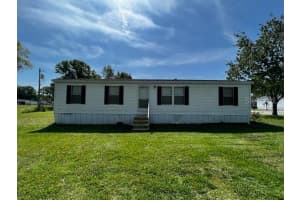 522 Lazy Lake Dr E Lakeland, FL 33801 Sold 04/17/23