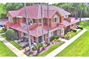 5207 WATERVIEW WAY, WINTER HAVEN, FL 33884 Sold 05/03/23