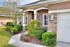 135 ELOISE OAKS DRIVE, WINTER HAVEN, FL 33884 Sold 05/05/23