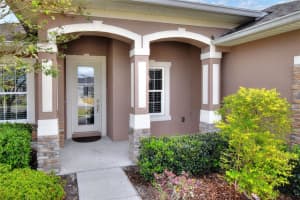 135 ELOISE OAKS DRIVE, WINTER HAVEN, FL 33884 Sold 05/05/23