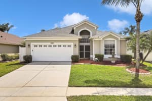3192 Stonehurst Cir, Kissimmee, FL 34741, Sold 05/17/23