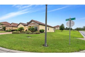 1860 VIA LAGO DRIVE, LAKELAND, FL 33810 Sold 05/19/23