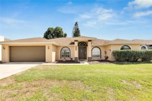 2307 COLONY CLUB DR, LAKELAND, FL 33813 Sold 05/31/23