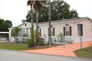 436 LAZY LAKE DRIVE, LAKELAND, FL 33801 Sold 06/08/23