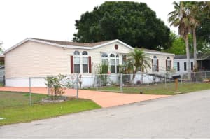 436 LAZY LAKE DRIVE, LAKELAND, FL 33801 Sold 06/08/23