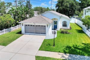 3217 GRAND PINES PASS, LAKELAND, FL 33810 Sold 07/17/23