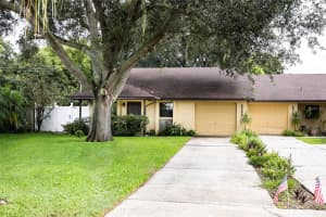 6308 HIGHLAND GARDENS COURT, LAKELAND, FL 33813 Sold 06/21/23