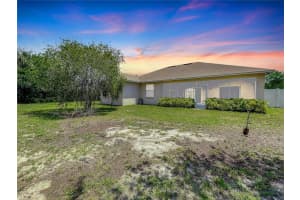 7435 BEAUMONT DRIVE, LAKELAND, FL 33810 Sold 06/23/23