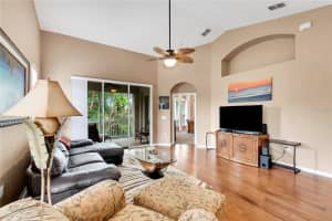 510 GRASSLANDS VILLAGE CIRCLE, LAKELAND, FL 33803 Sold 06/16/23