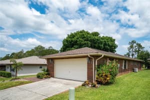 423 LAKE CAROLYN CIRCLE, LAKELAND, FL 33813 Sold 10/01/23