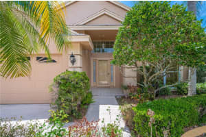 860 CRESTRIDGE CIRCLE, TARPON SPRINGS, FL 34688 Sold 07/14/23