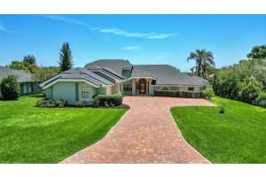 261 SANTA ROSA DRIVE, WINTER HAVEN, FL 33884 Sold 11/17/23