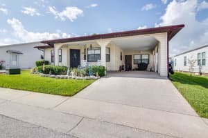 2210 HARBOR TOWN LANE, LAKELAND, FL 33810 Sold 09/08/23