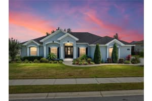 1926 VIEWPOINT LANDINGS ROAD, LAKELAND, FL 33810 Sold 07/25/23