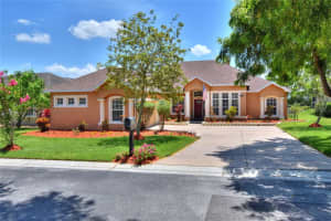 2636 HIGH RIDGE DRIVE, LAKELAND, FL 33812 Sold 10/10/23