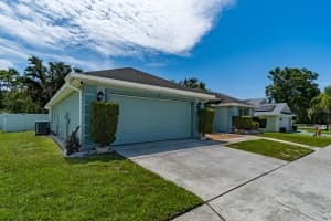 6707 KRENSON OAKS CIRCLE, LAKELAND, FL 33810 Sold 08/11/23
