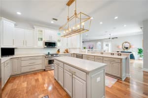 100 WYNDHAM DRIVE, WINTER HAVEN, FL 33884 Sold 02/14/24