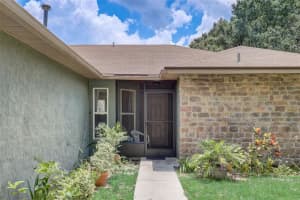 1052 SUNSHINE WAY, WINTER HAVEN, FL 33880 Sold 10/13/23